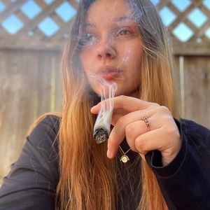 Meet your Posher, Harley r